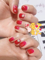 -吉吉靓甲美睫