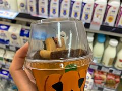 -全家便利店(上海火车站站二店)