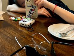 -Chom Cafe and Restaurant