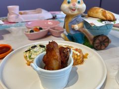 -水桶王国主题餐厅·聚会·生日派对·亲子活动·家庭套餐(亚龙湾希尔顿店)