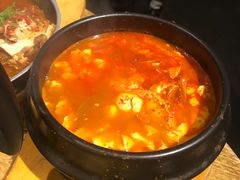海鲜嫩豆腐汤-姜虎东白丁烤肉(苏州中心店)