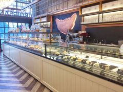 面包甜点陈列柜-牛角村(大族广场店)