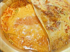 -沸炉重庆老火锅(军事博物馆店)