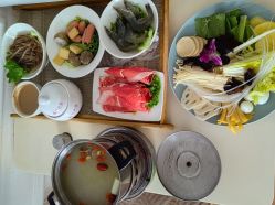 -月满阁月子中心(莲湖区店)