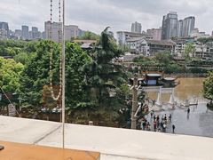 -包整·丝娃娃(一览甲秀楼风景店)