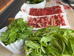 -左庭右院鲜牛肉火锅(浦江欢乐颂店)