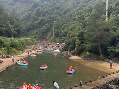 -安吉龙王山峡谷漂流