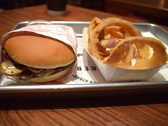 -FATBURGER 特富客汉堡(外交公寓店)