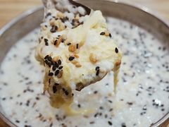 -白翔甜食店