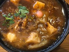 -三鞭一花·独一处·元英砂锅(海光寺店)