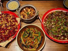 -泥糊破店小酒馆·团建聚餐(南京西路店)