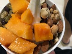 -三佰瑞冻酸奶(凯德MALL店)