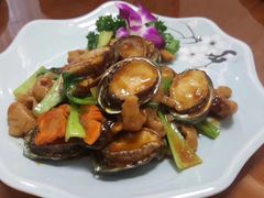 凤爪炒鲍鱼-鑫真味私房菜馆