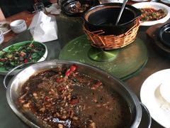-临街徽菜馆·正宗黄山味