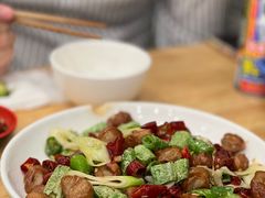 干煸肥肠-雷祖芳老妈蹄花店