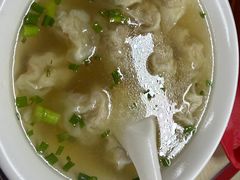 -张阿三馄饨店