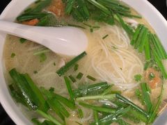 蒙自过桥米线-南蛮子(进贤路店)