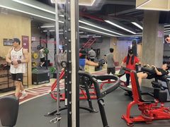 器械区-Vamos巴猫司健身中心(五角场店)