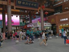-解放路步行街                