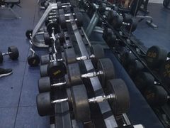 -立峰超越健身中心(先天下店)