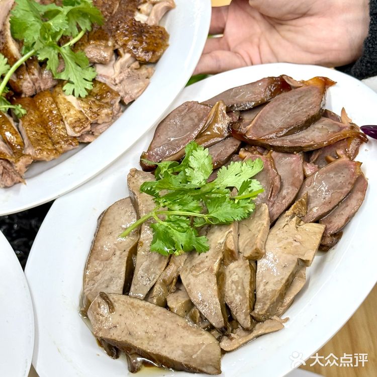 南澳这家鹅大厨也太有料了吧🤤🥹一口一个大满足