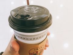 丝袜奶茶-大通冰室(重庆财富购物中心店)