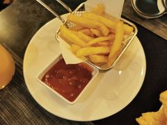-WOLFGANG PUCK KITCHEN & BAR(迪士尼小镇店)