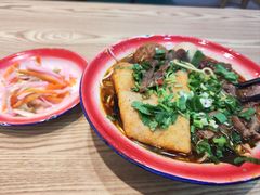 -刘二姐襄阳牛肉面(鸟巢店)