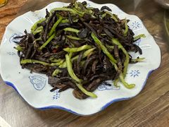 炒肺丝-老城墙炖吊豆饭