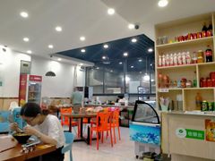大堂-老何家后安粉·糟粕醋海鲜火锅(三亚湾椰梦长廊店)