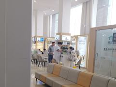 -大连何氏眼科医院