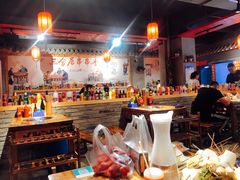 大堂-三合居串串香(雁滩店)