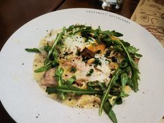 -Mark&Mars Restaurant