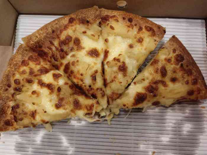 服务态度很好,环境过得去,味道一般.