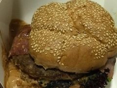 花生酱培根牛肉堡-拉亚汉堡经典餐厅(商城路店)