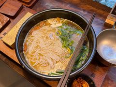 -银米·云南传统过桥米线(双廊黑金冠店)