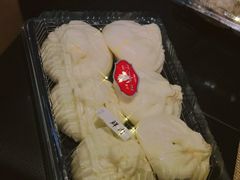 -白玉兰食品甜凤店(合生汇店)