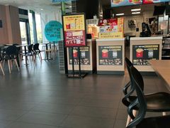 大堂-麦当劳(华亚广场店)