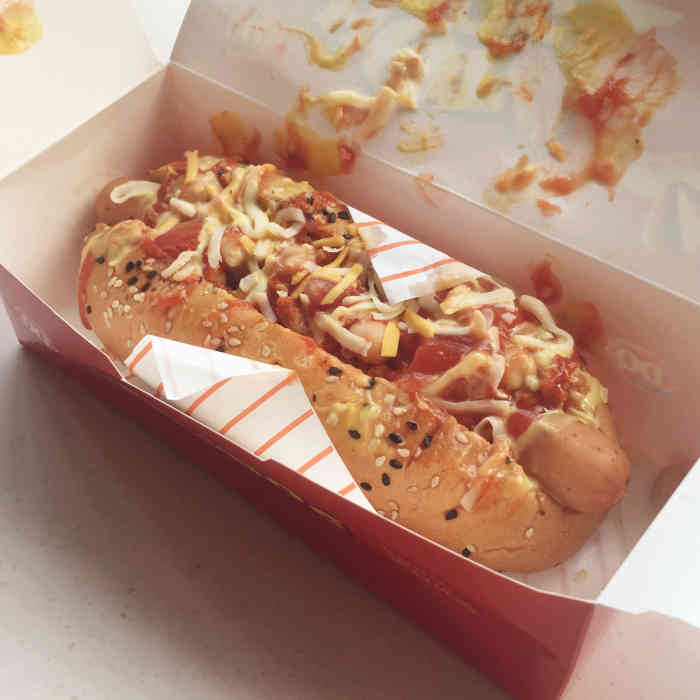 dq冰淇淋(天津滨江道店)-"红豆巧克力加布朗尼,不错(⊙o⊙)哦.