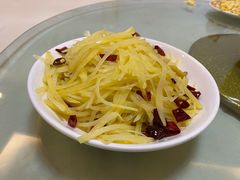 酸辣土豆丝-蟹宝酒楼•农家菜(古城北路店)