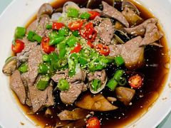 猪肝烩蛤蜊-湯記傳菜
