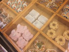 -昆明冠生园·鲜花饼·面包蛋糕(老街店)