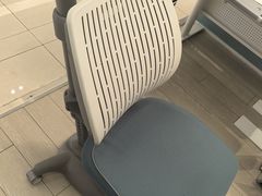 -康朴乐儿童学习桌椅(蓝色港湾店)