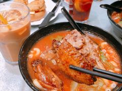 番茄浓汤鸡翅猪扒通粉-华嫂冰室(尖沙咀店)