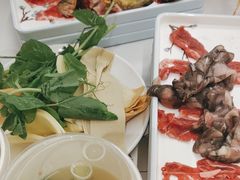 -享遇.锅姥姥牛排海鲜自助(小寨店)