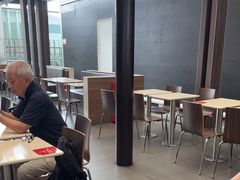 -麦当劳(深圳北站高铁店)