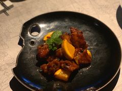 -穹六人间 people 6(岳阳路店)