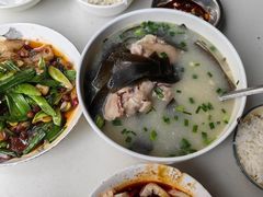 -中和裴氏蹄花(府河路店)