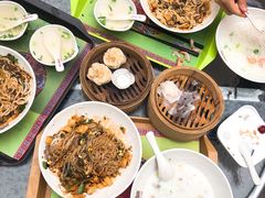 -海口骑楼小吃街