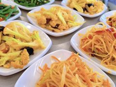 -牛一嘴·兰州牛肉面·大盘鸡(财富中心店)